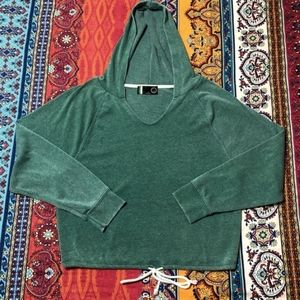 2 LIV female lightweight green slightly cropped hoodie. EUC